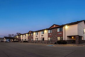 Super 8 by Wyndham Oelwein