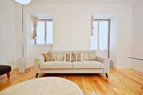 Akicity Lisboa Graça Iris II