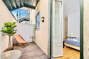 Akicity Lisboa Graça Iris II