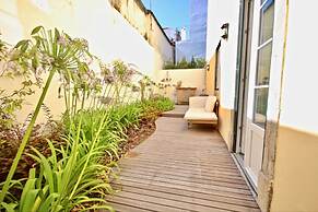 Akicity Lisboa Graça Iris II