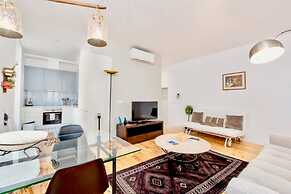 Akicity Lisboa Graça Iris II