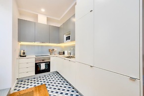 Akicity Lisboa Graça Iris II