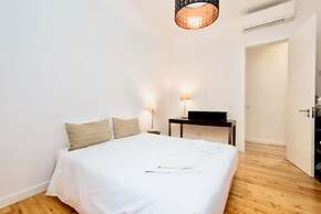 Akicity Lisboa Graça Iris II