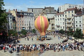 Chambres d’hôtes, Gîte, Suite : “Au Hangar ”
