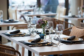 Seasabelle Hotel near Athens Airport