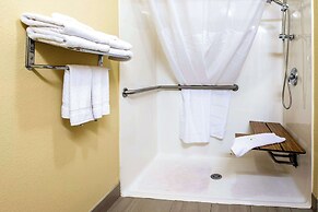 Quality Inn & Suites Brandenburg - Fort Knox