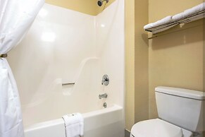 Quality Inn & Suites Brandenburg - Fort Knox