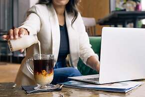 Cambria Hotel Boston Downtown - Seaport