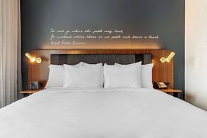 Cambria Hotel Boston Downtown - Seaport