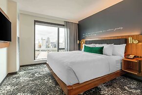 Cambria Hotel Boston Downtown - Seaport