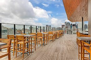 Cambria Hotel Boston Downtown - Seaport