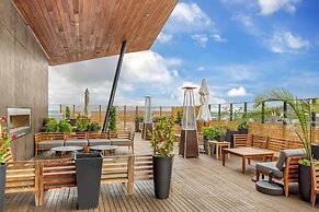 Cambria Hotel Boston Downtown - Seaport