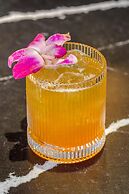 Cambria Hotel Boston Downtown - Seaport