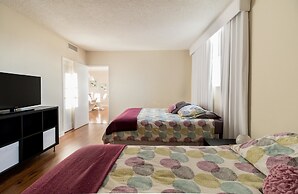 Tides Hollywood Apartments