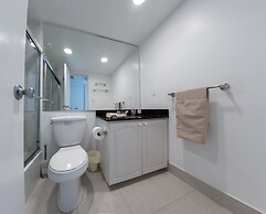 Tides Hollywood Apartments