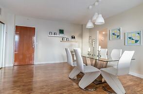 Tides Hollywood Apartments