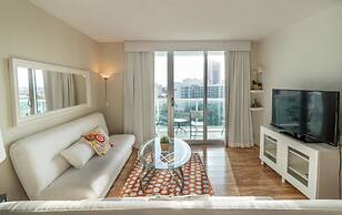 Tides Hollywood Apartments