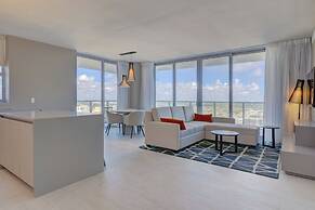 Hyde Beach House Private Suites