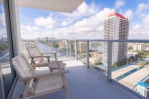 Hyde Beach House Private Suites