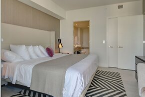 Hyde Beach House Private Suites