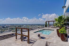 Hyde Beach House Private Suites