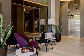 Hyde Beach House Private Suites