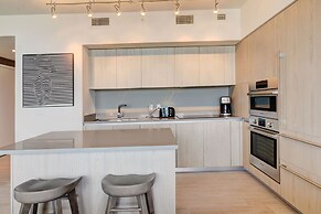 Hyde Beach House Private Suites