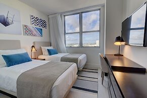 Hyde Beach House Private Suites
