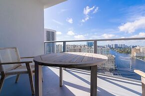 Hyde Beach House Private Suites