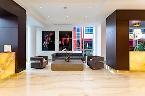 CH Deluxe Apartments  by MDR