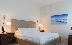 CH Deluxe Apartments  by MDR