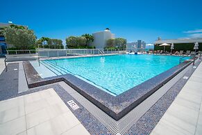 CH Deluxe Apartments  by MDR