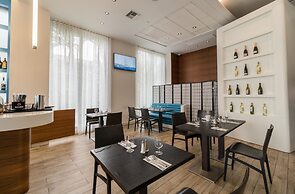 Beachwalk Private Apartments