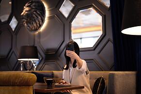 The Royal Park Canvas - Osaka Kitahama