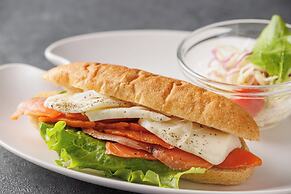 The Royal Park Canvas - Osaka Kitahama