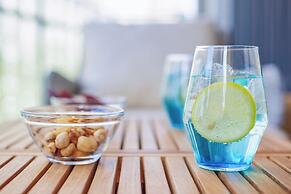 The Royal Park Canvas - Osaka Kitahama