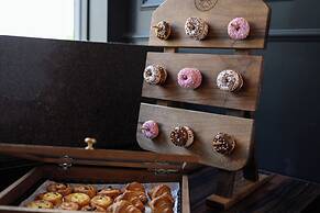 The Royal Park Canvas - Osaka Kitahama