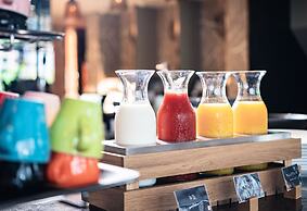 The Royal Park Canvas - Osaka Kitahama