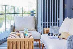 The Royal Park Canvas - Osaka Kitahama