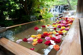 Misasa Onsen MISASAKAN