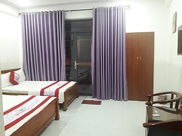Anh Quan Hotel