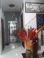Anh Quan Hotel