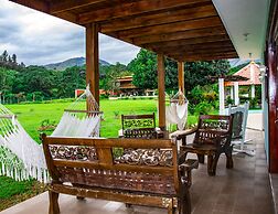 Hotel Rancho Guacamayos