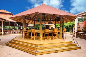 Hotel Rancho Guacamayos