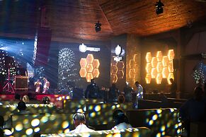 Hotel Rancho Guacamayos