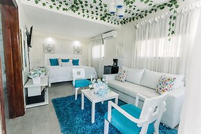 Hotel Rancho Guacamayos