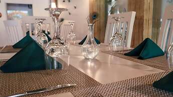 Hotel Rancho Guacamayos