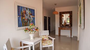 Hotel Rancho Guacamayos