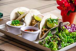 Hotel Rancho Guacamayos