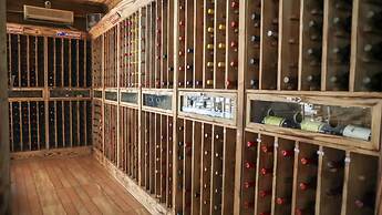 Hotel Rancho Guacamayos